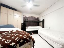 Blk 934 TAMPINES PALMSPRING (Tampines), HDB 4 Rooms #563981061